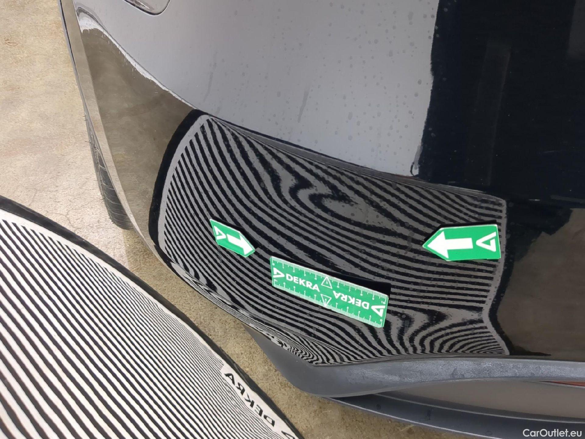  Tesla  Model Y TESLA  / 2020 / 5P / SUV Performance Dual Motor AWD #30