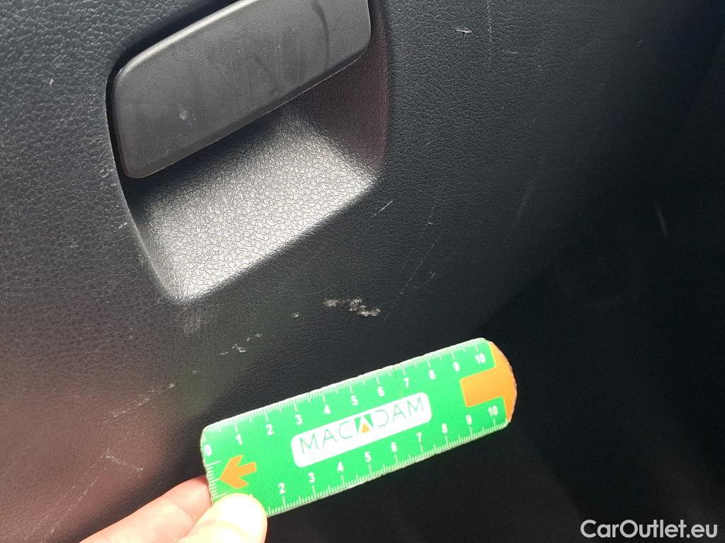  Renault  Trafic RENAULT  / 2019 / 4P / Fourgon tole FG GCF L1H2 1200 Energy dCi 145 E6 #3