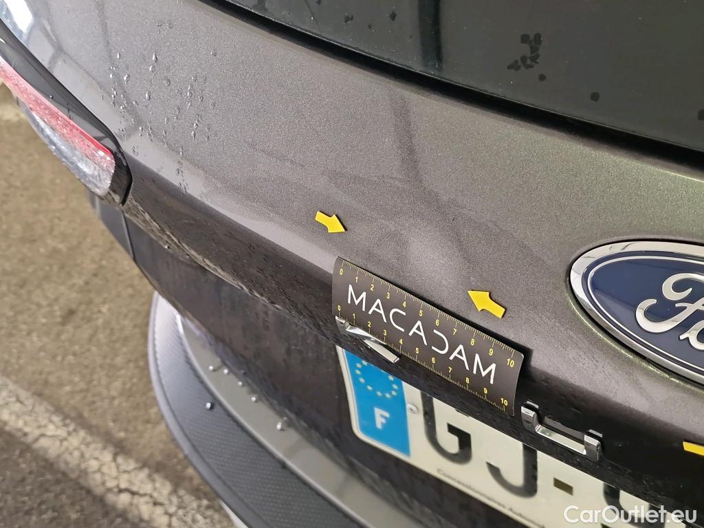  Ford  Kuga FORD  / 2019 / 5P / SUV 2.5 Dur 225 hybrid PHEV Pshift Titanium #4