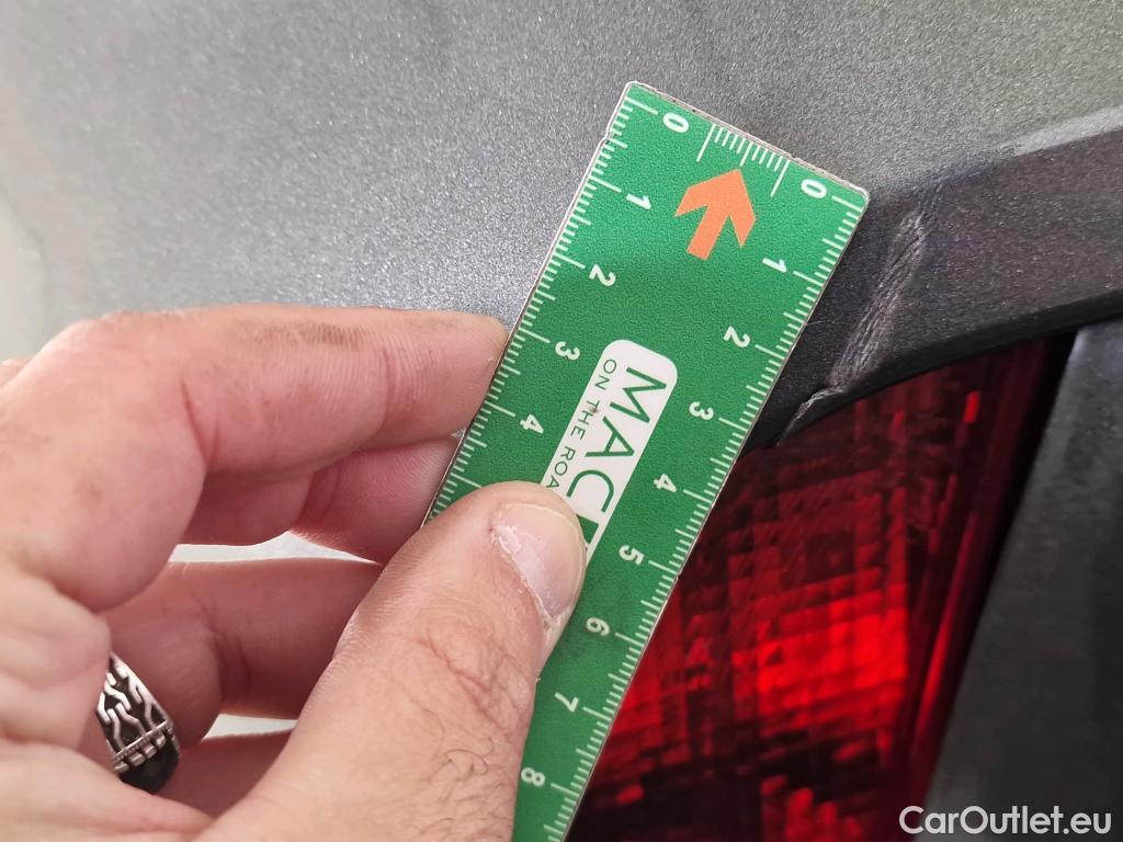  Ford  Kuga FORD  / 2019 / 5P / SUV 2.5 Dur 225 hybrid PHEV Pshift Titanium #7