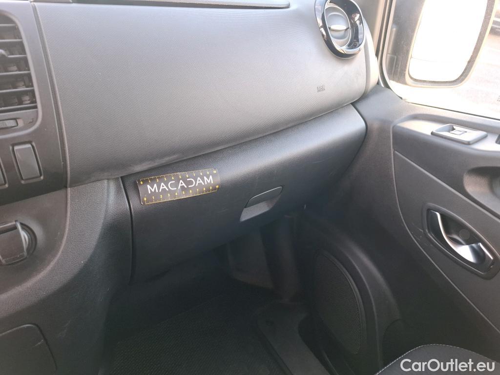  Renault  Trafic RENAULT  / 2019 / 4P / Fourgon tole FG GCF L1H1 1000 Energy dCi 145 EDC #6