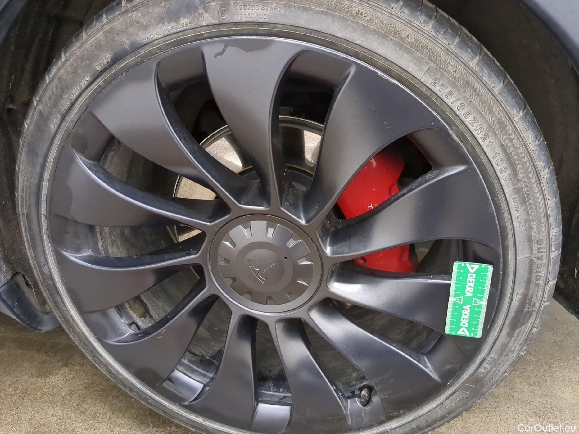  Tesla  Model Y TESLA  / 2020 / 5P / SUV Performance Dual Motor AWD #8