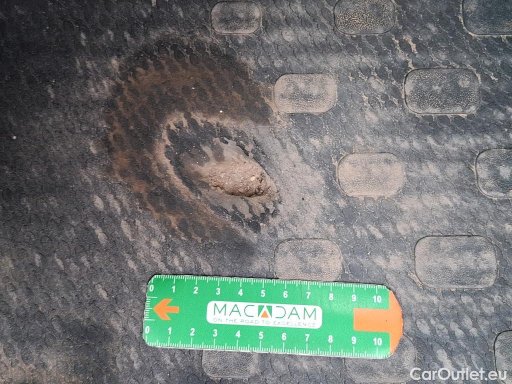  Renault  Trafic RENAULT  / 2019 / 4P / Fourgon tole FG GCF L1H2 1200 Energy dCi 145 E6 #8