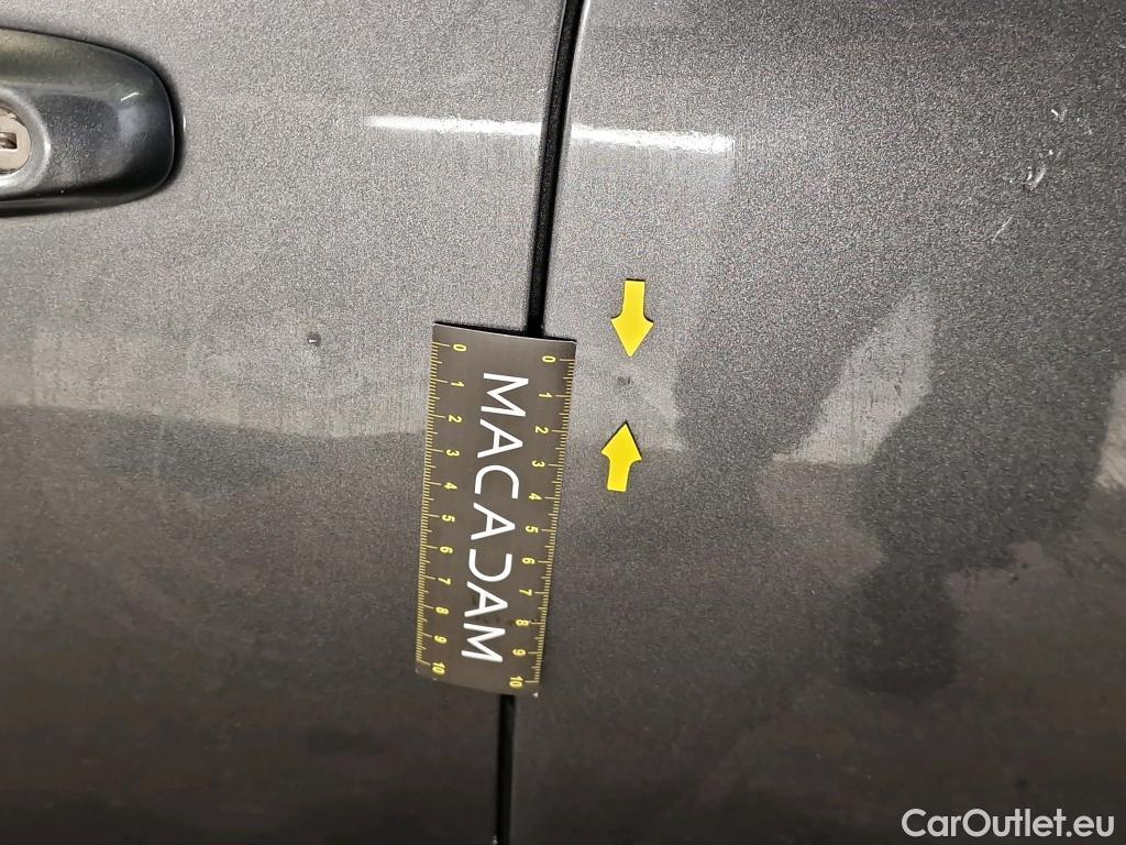  Ford  Kuga FORD  / 2019 / 5P / SUV 2.5 Dur 225 hybrid PHEV Pshift Titanium #30