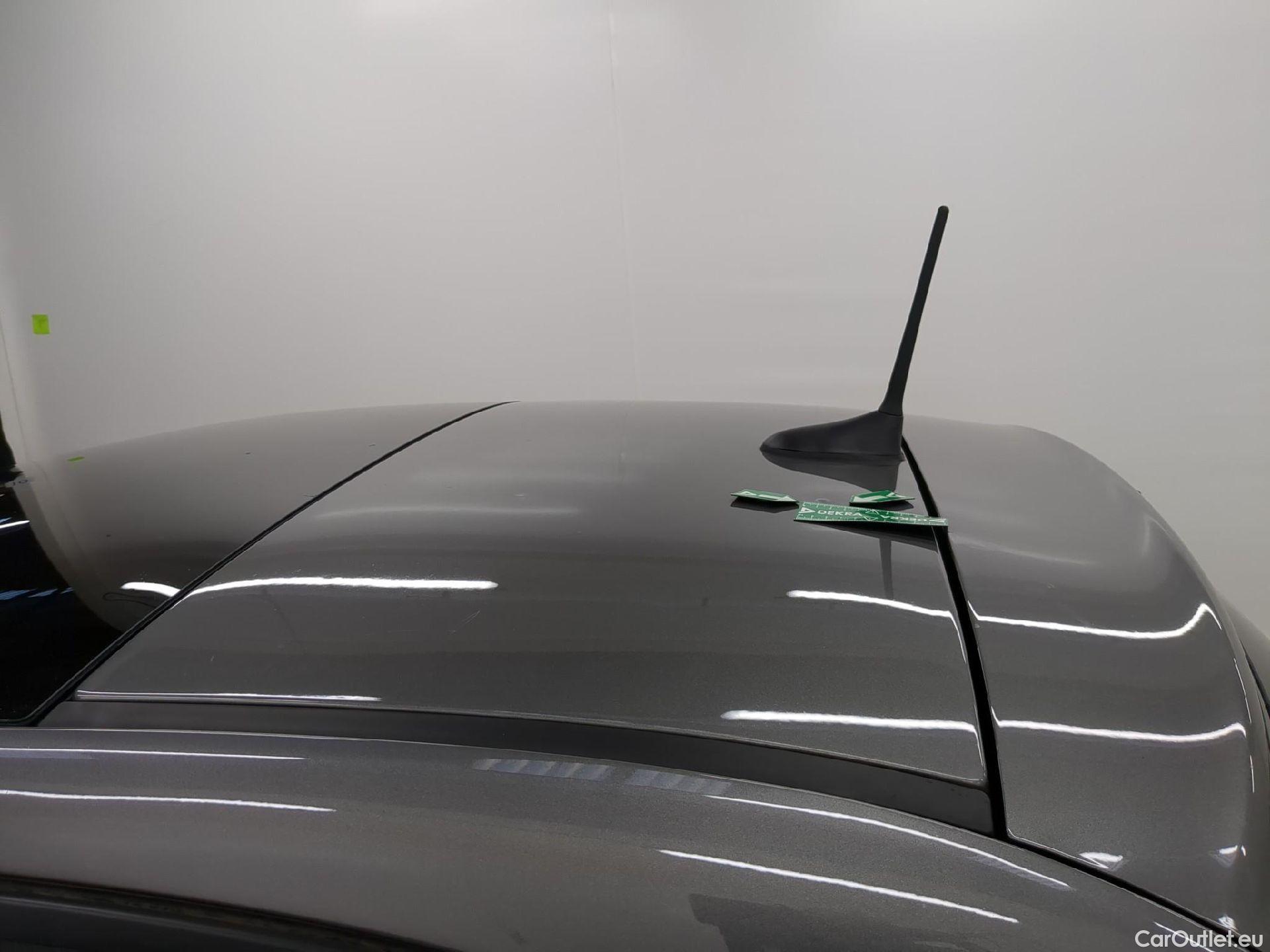  Fiat  500 FIAT  / 2015 / 3P / Berline Hybrid 1.0 BSG 70 ch Dolcevita #9