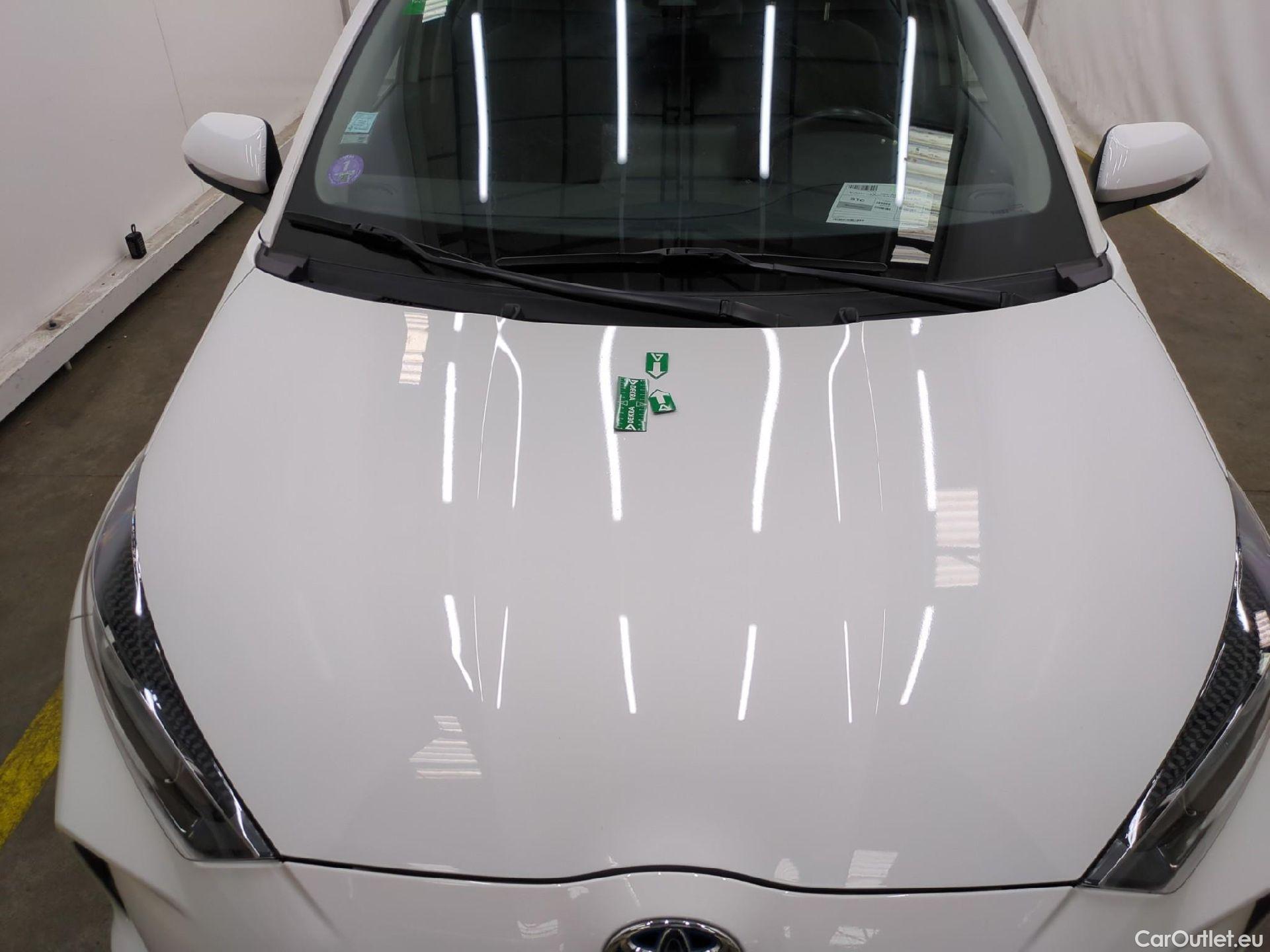  Toyota  Yaris TOYOTA  Hybride / 2019 / 5P / Berline Hybride 116h Dynamic Business Beyond Zer #23