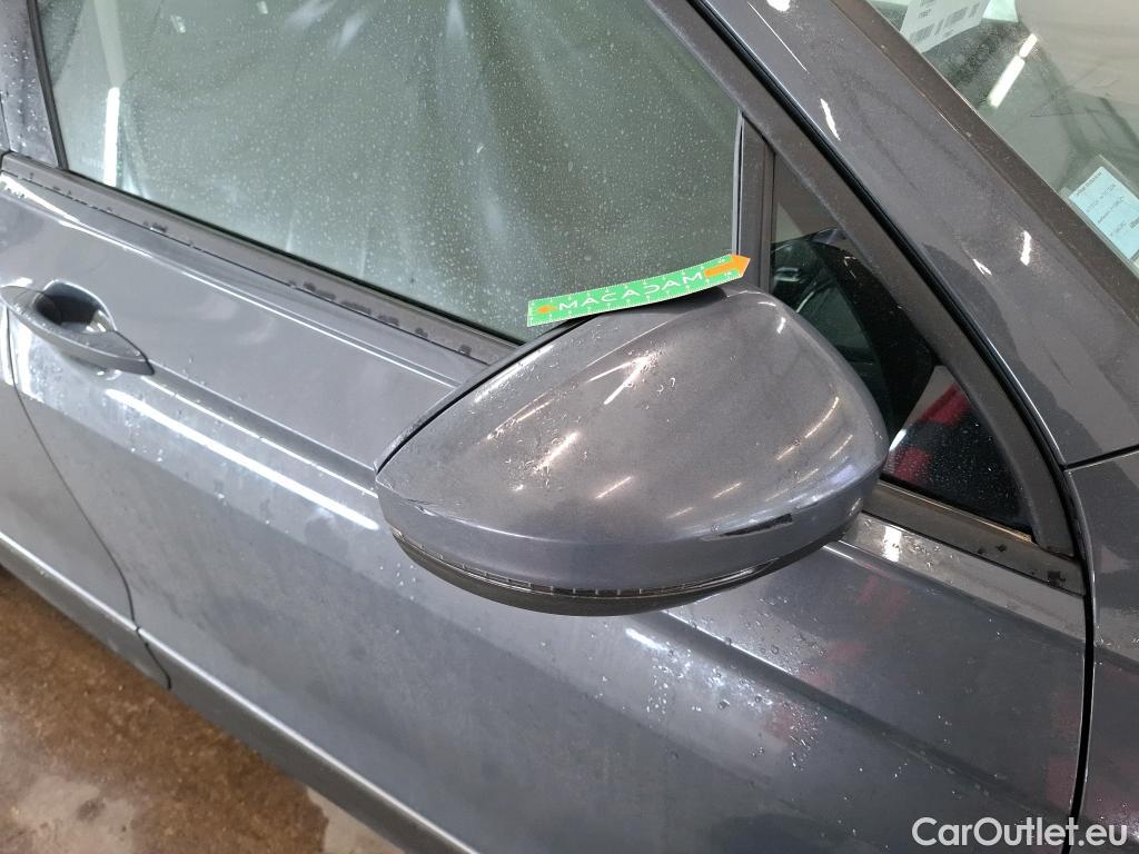  Volkswagen  Tiguan VOLKSWAGEN  / 2020 / 5P / SUV 2.0 TDI 150 DSG7 Life #18