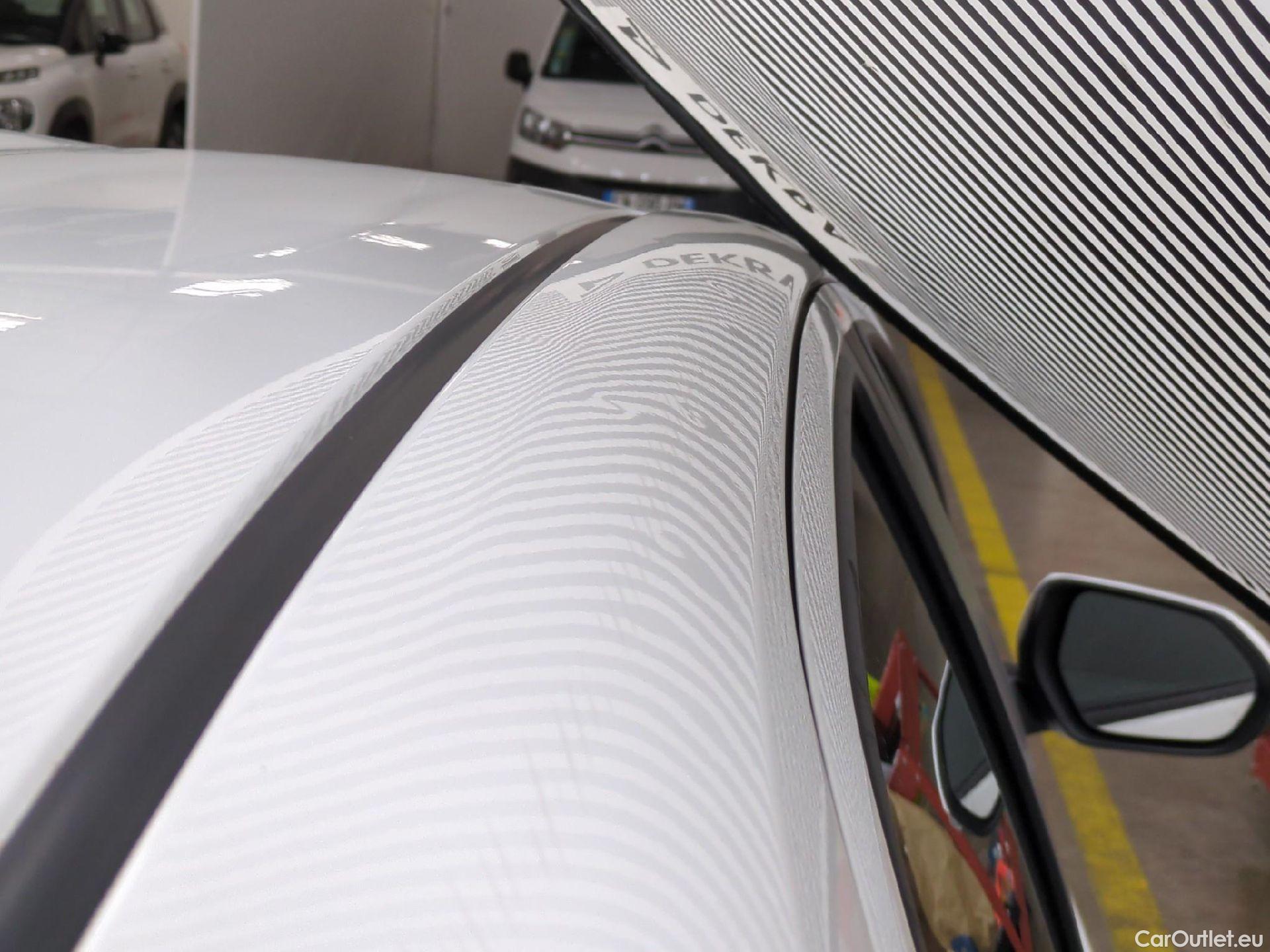  Toyota  Yaris TOYOTA  Hybride / 2019 / 5P / Berline Hybride 116h Dynamic Business Beyond Zer #9