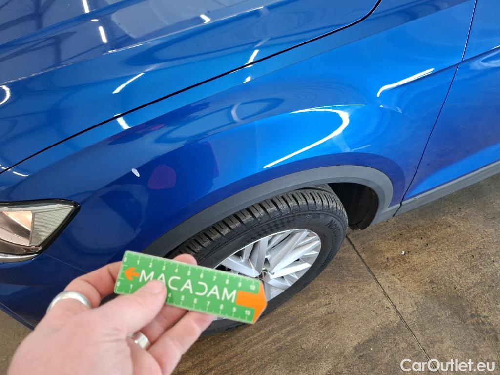  Volkswagen  T-ROC VOLKSWAGEN  / 2017 / 5P / SUV 1.5 TSI 150 EVO LOUNGE BUSINESS DSG7 #26