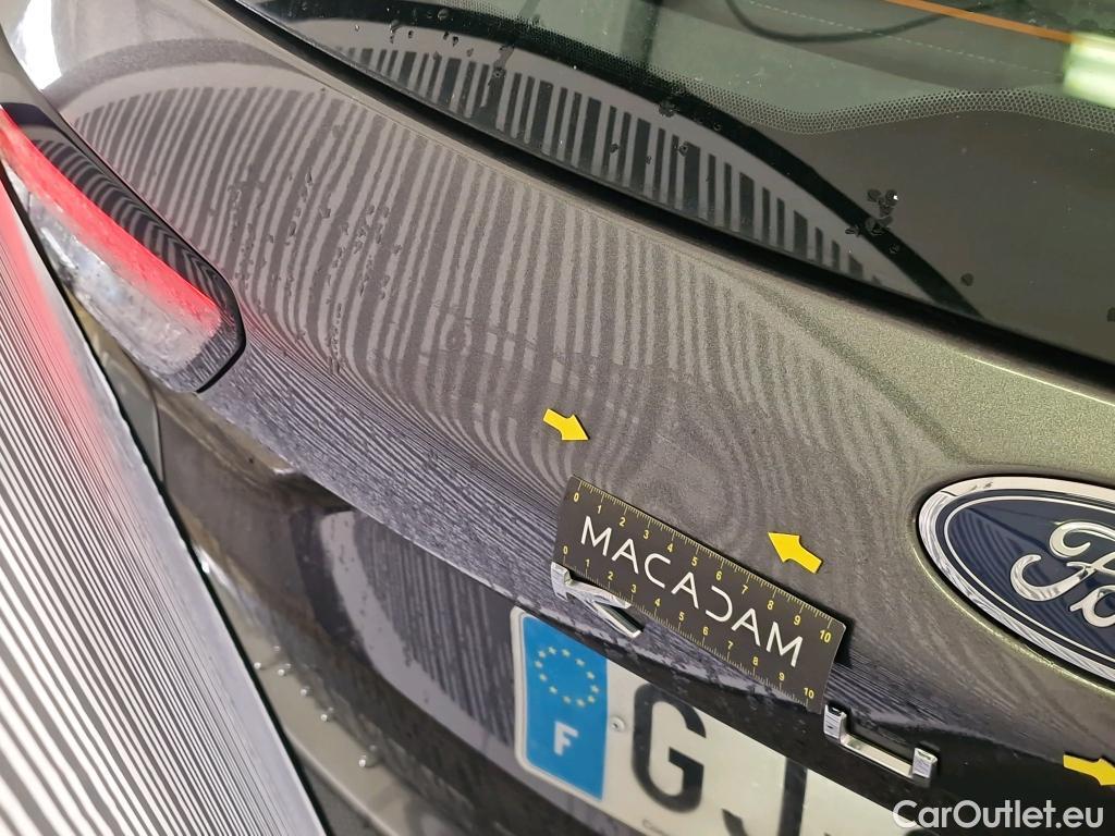  Ford  Kuga FORD  / 2019 / 5P / SUV 2.5 Dur 225 hybrid PHEV Pshift Titanium #2