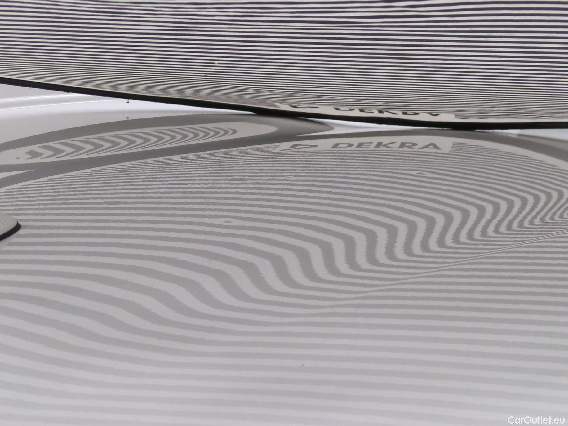  Toyota  Yaris TOYOTA  Hybride / 2019 / 5P / Berline Hybride 116h Dynamic Business Beyond Zer #11