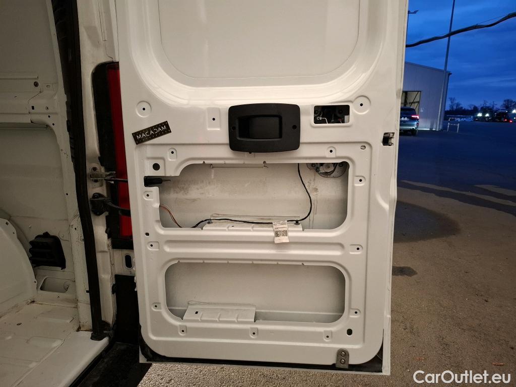  Peugeot  Boxer PEUGEOT  / 2014 / 4P / Fourgon tôlé BLUEHDI 110 PREMIUM PACK 330 L2H2 #18