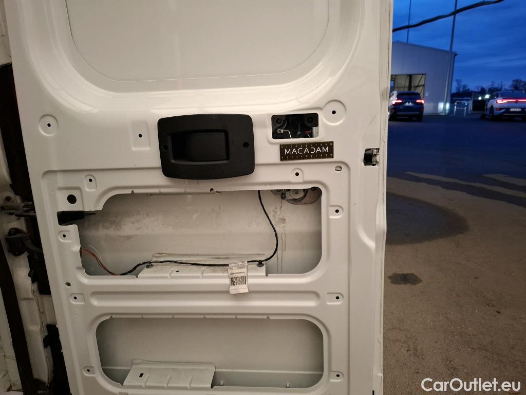  Peugeot  Boxer PEUGEOT  / 2014 / 4P / Fourgon tôlé BLUEHDI 110 PREMIUM PACK 330 L2H2 #26