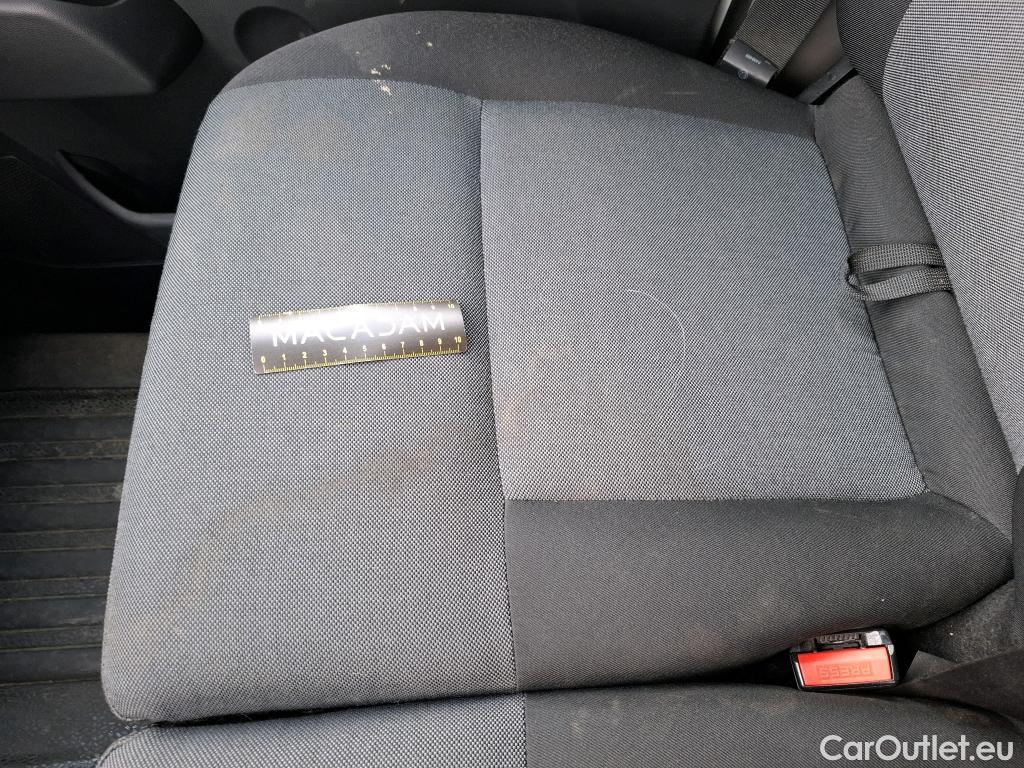  Renault  Master RENAULT  / 2019 / 4P / Fourgon tôlé FG Tr GCF F3500 L2H2 Energy dCi 150 #77