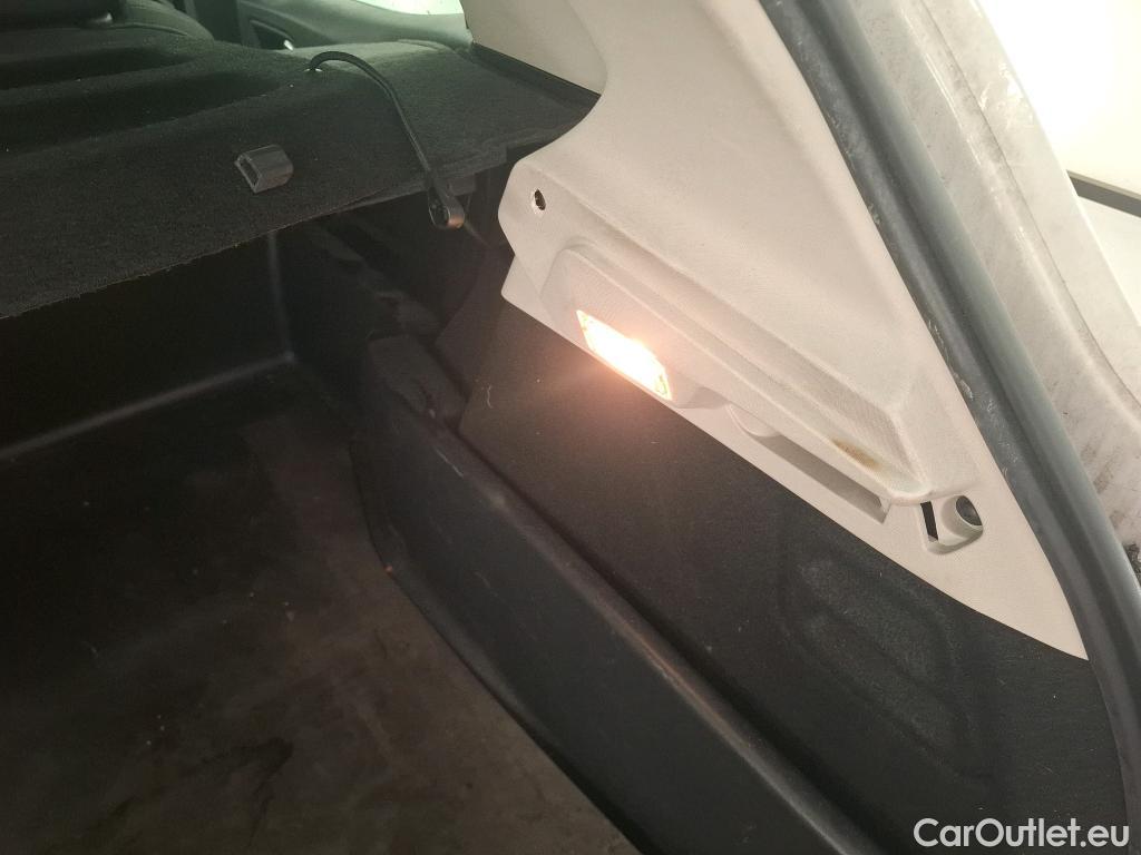  Renault  Clio  V Business Réversible 1.6 E-TECH Hybrid 140CV BVA6 E6d / TRANSFO VP/VF #24