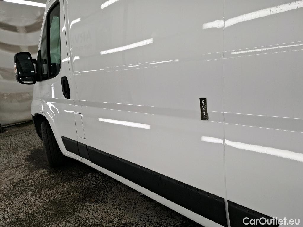  Peugeot  Boxer PEUGEOT  / 2014 / 4P / Fourgon tôlé BLUEHDI 110 PREMIUM PACK 330 L2H2 #27