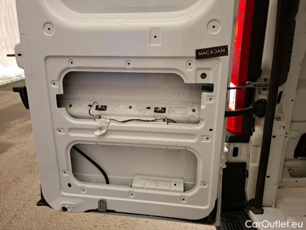  Peugeot  Boxer PEUGEOT  / 2014 / 4P / Fourgon tôlé BLUEHDI 110 PREMIUM PACK 330 L2H2 #23