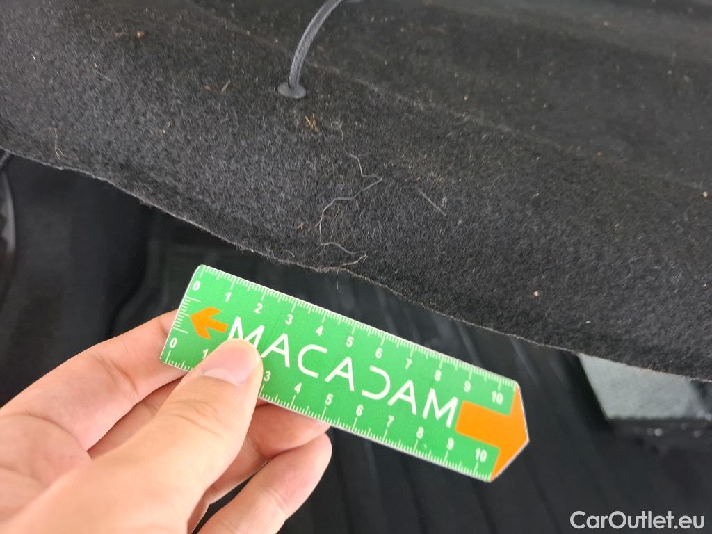  Peugeot  208  Affaire Premium Pack 1.2 80CV BVM5 E6dT #21