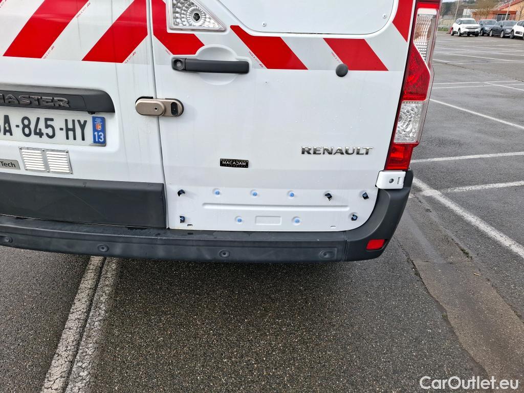  Renault  Master RENAULT  / 2019 / 4P / Fourgon tôlé FG Tr GCF F3500 L2H2 Energy dCi 150 #47
