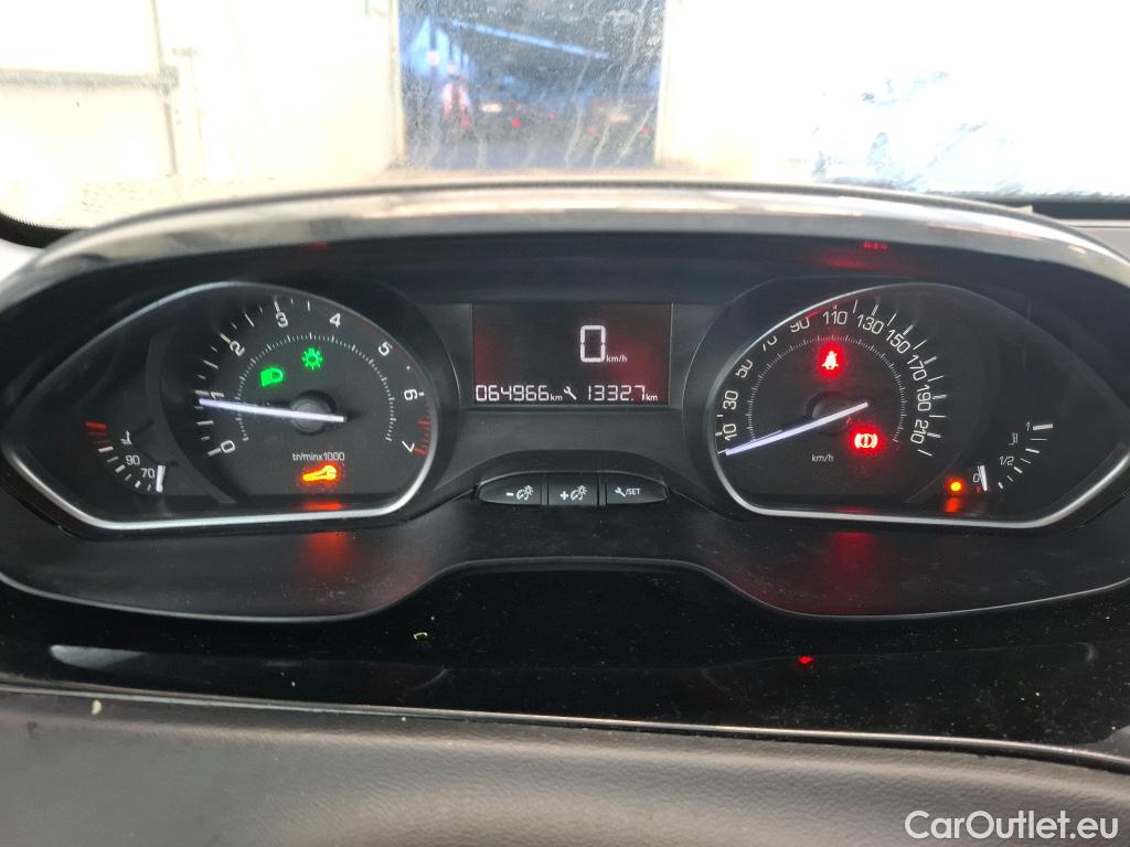  Peugeot  208  Affaire Premium Pack 1.2 80CV BVM5 E6dT #32