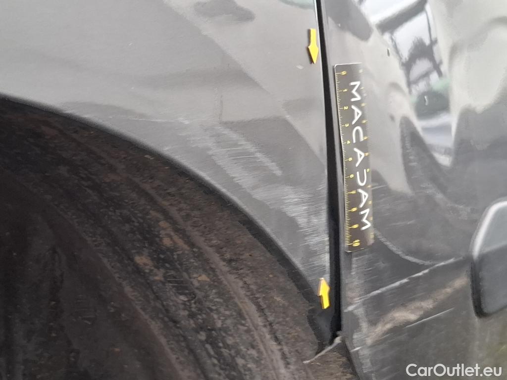  Fiat  Doblo FIAT Doblò Cargo / 2015 / 4P / Fourgonnette 1.3 Multijet 95 Business #34