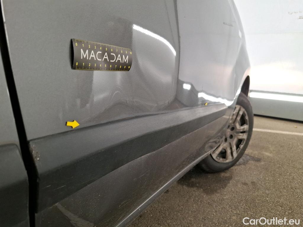  Fiat  Doblo FIAT Doblò Cargo / 2015 / 4P / Fourgonnette 1.3 Multijet 95 Business #3