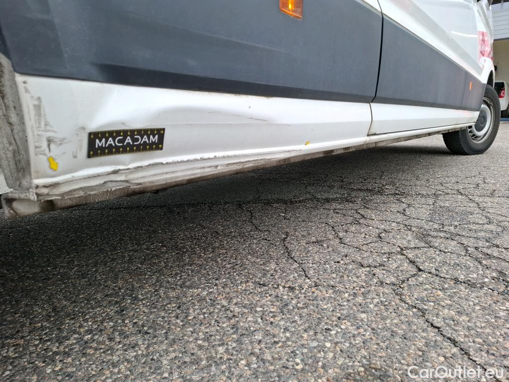  Volkswagen  Crafter  Fourgon Fourgon 35 lang mit Hochdach FWD 2.0 140CV BVM6 #3