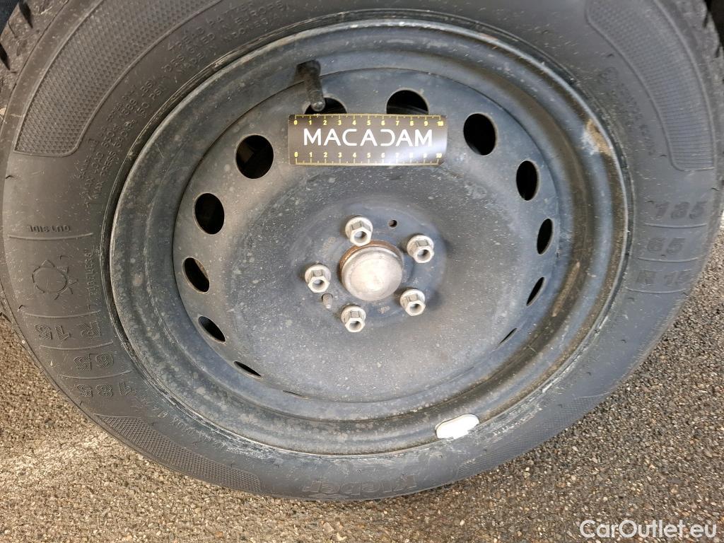  Fiat  Doblo FIAT Doblò Cargo / 2015 / 4P / Fourgonnette 1.3 Multijet 95 Business #94