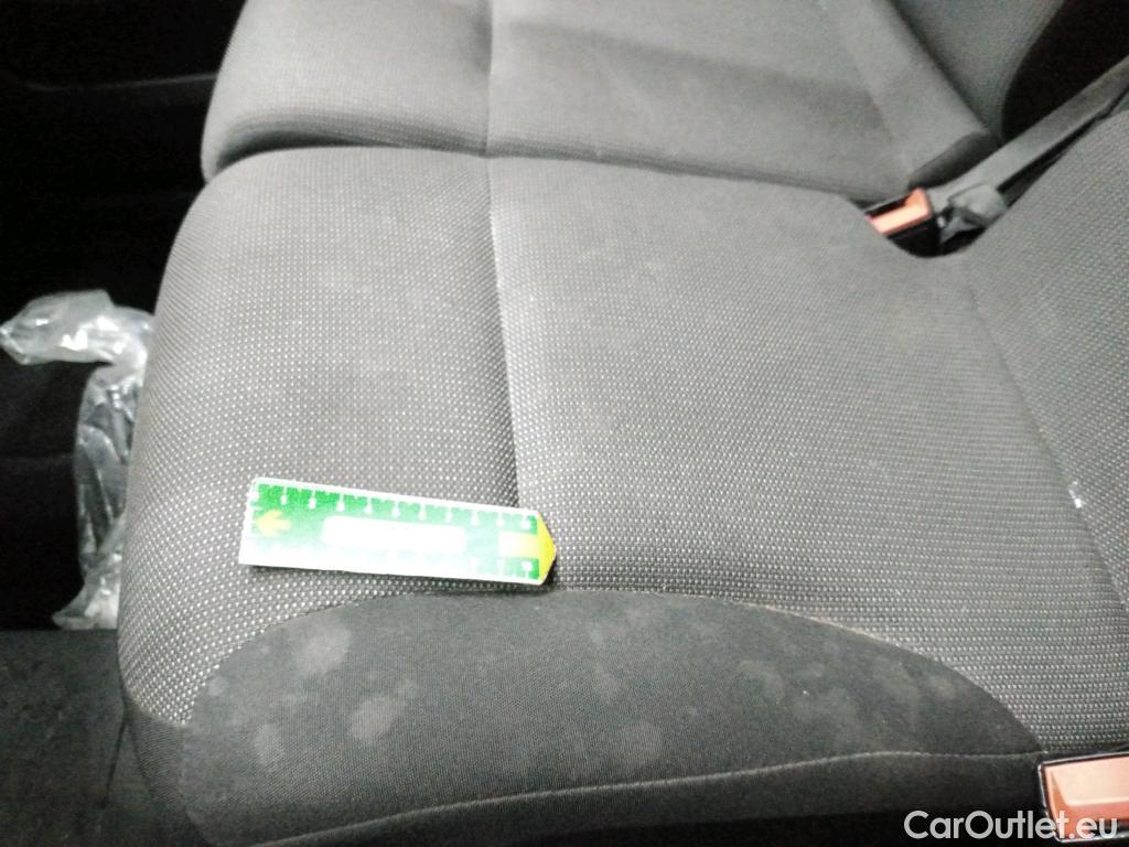  Citroen  Berlingo CITROEN  / 2018 / 4P / Fourgonnette M 1000kg PureTech 110 S&S BVM6 Driver #34