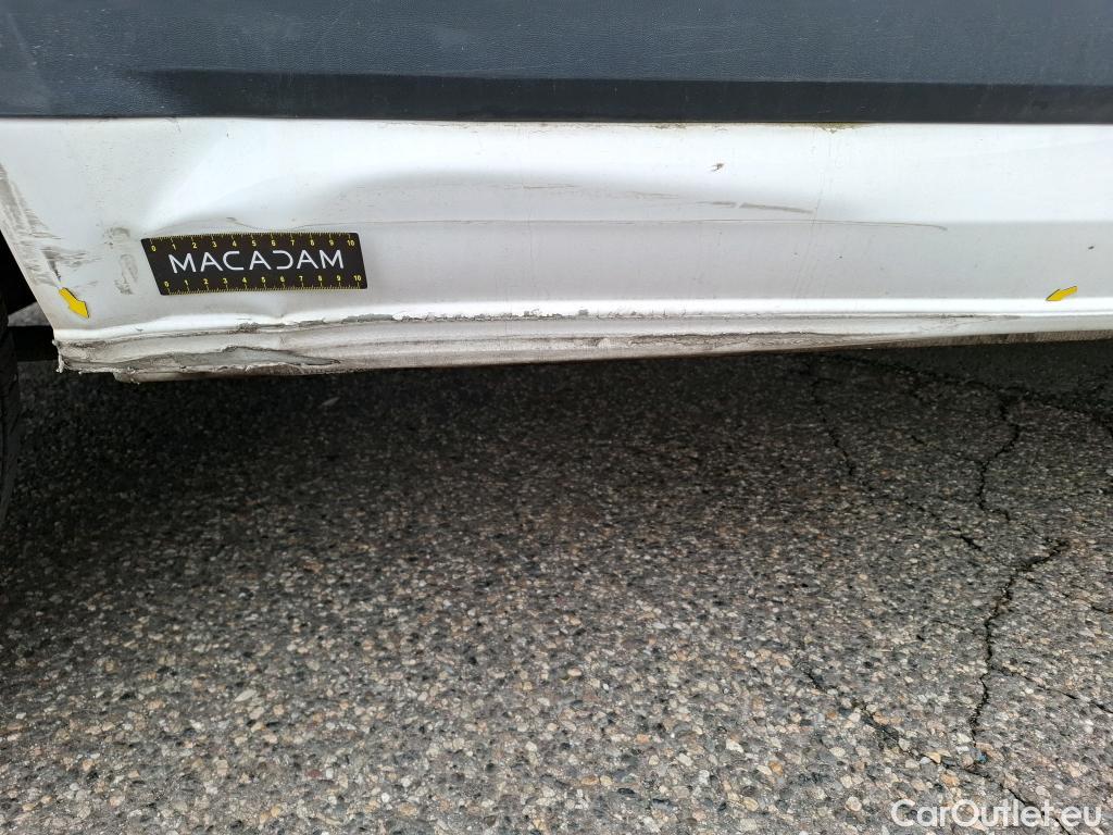  Volkswagen  Crafter  Fourgon Fourgon 35 lang mit Hochdach FWD 2.0 140CV BVM6 #4