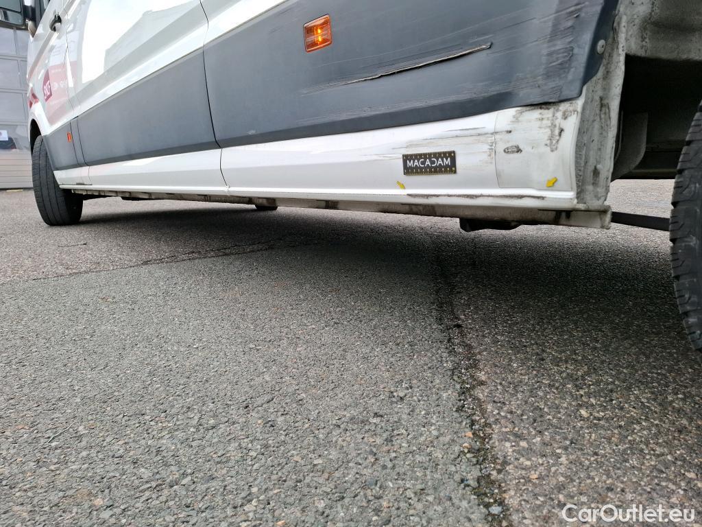  Volkswagen  Crafter  Fourgon Fourgon 35 lang mit Hochdach FWD 2.0 140CV BVM6 #14