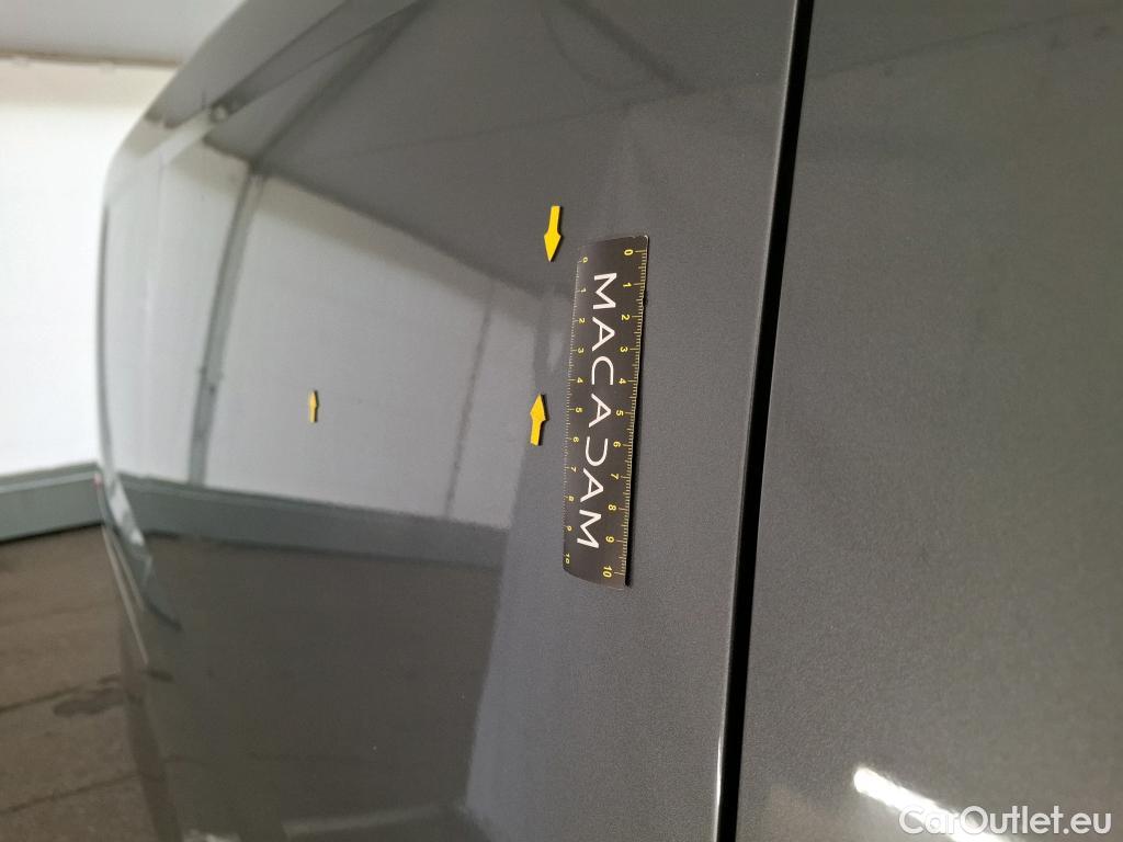  Fiat  Doblo FIAT Doblò Cargo / 2015 / 4P / Fourgonnette 1.3 Multijet 95 Business #42