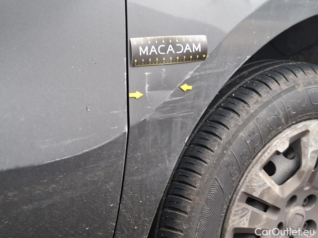  Fiat  Doblo FIAT Doblò Cargo / 2015 / 4P / Fourgonnette 1.3 Multijet 95 Business #57