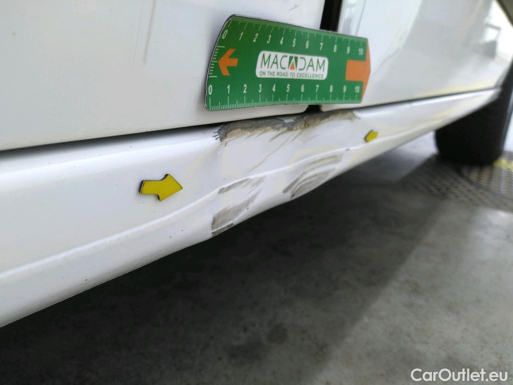  Citroen  Berlingo CITROEN  / 2018 / 4P / Fourgonnette M 1000kg PureTech 110 S&S BVM6 Driver #23