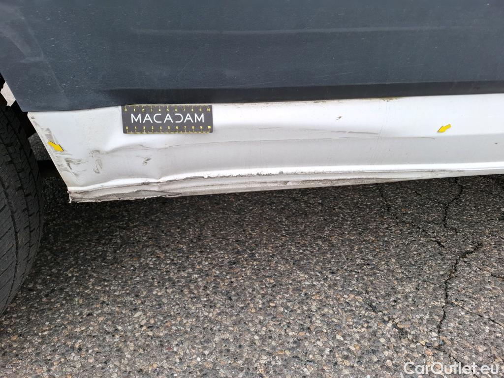  Volkswagen  Crafter  Fourgon Fourgon 35 lang mit Hochdach FWD 2.0 140CV BVM6 #2