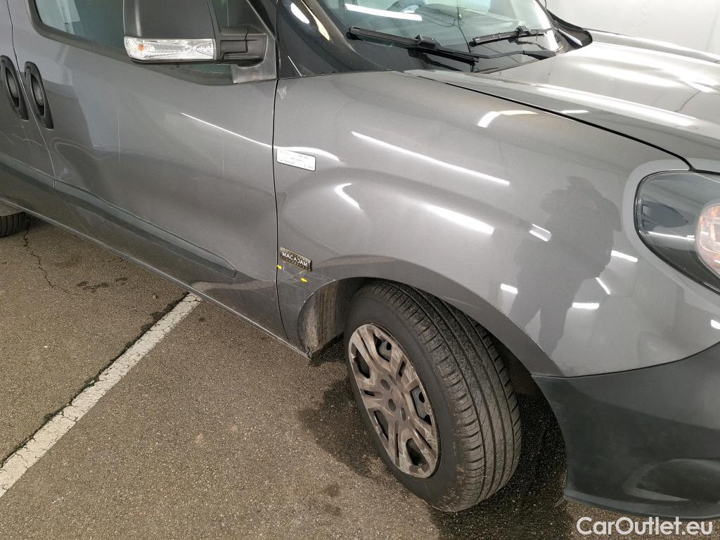  Fiat  Doblo FIAT Doblò Cargo / 2015 / 4P / Fourgonnette 1.3 Multijet 95 Business #51