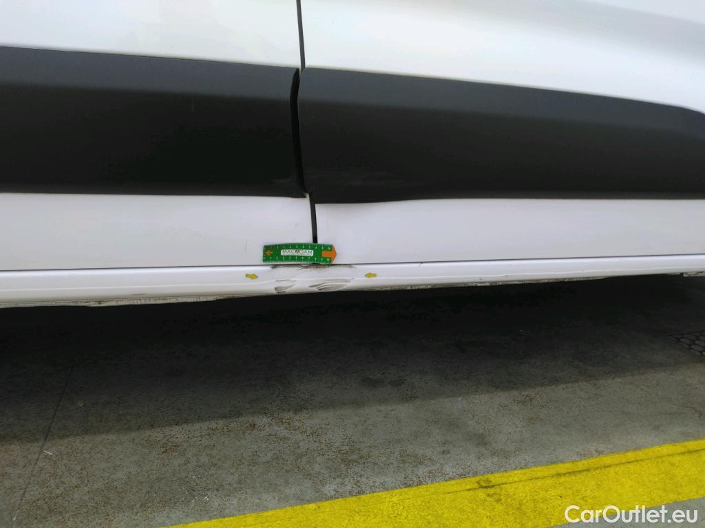  Citroen  Berlingo CITROEN  / 2018 / 4P / Fourgonnette M 1000kg PureTech 110 S&S BVM6 Driver #22