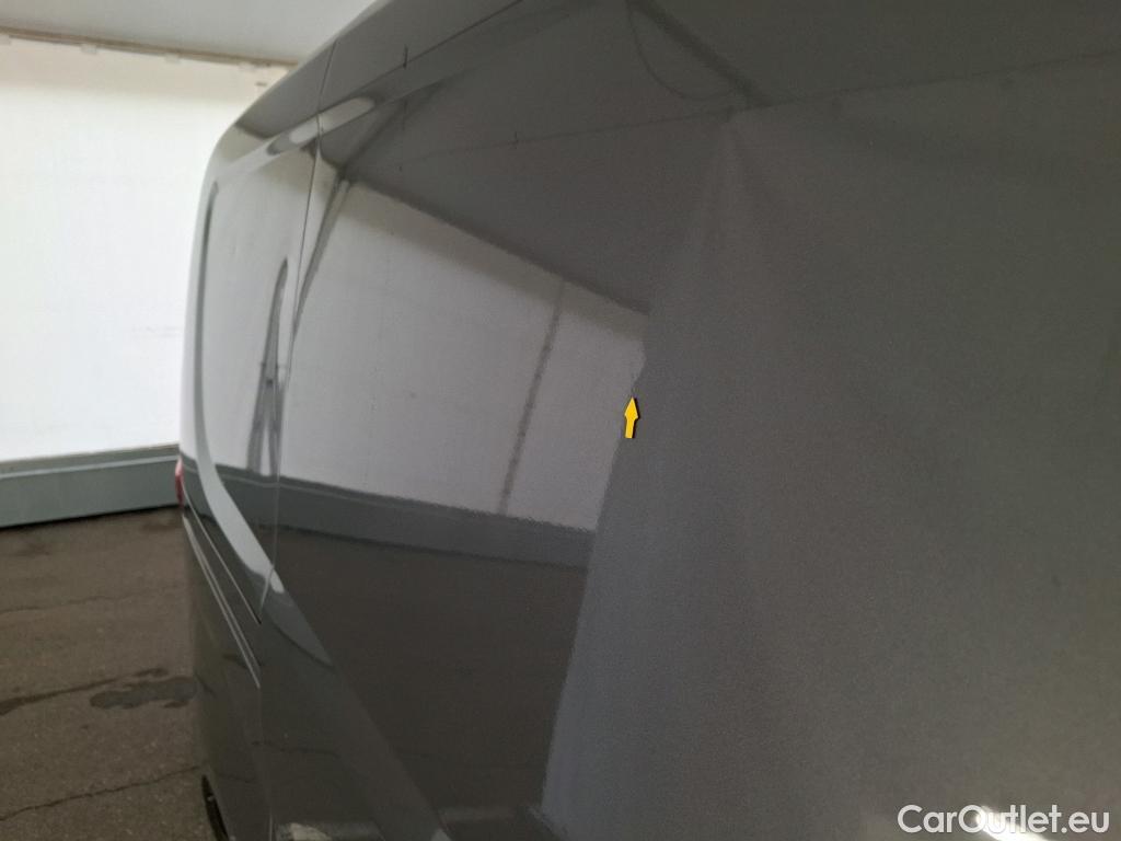  Fiat  Doblo FIAT Doblò Cargo / 2015 / 4P / Fourgonnette 1.3 Multijet 95 Business #43