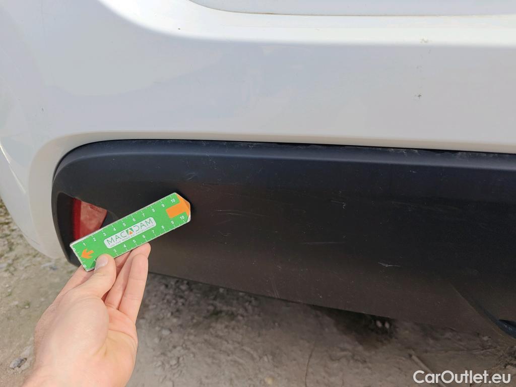  Toyota  Yaris TOYOTA  / 2020 / 5P / berlina con portón 1.5 120H Active Tech #34