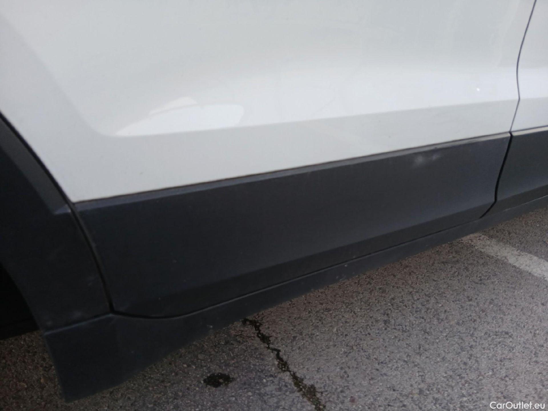  Volkswagen  T-CROSS VOLKSWAGEN  / 2018 / 5P / todoterreno Edition 1.0 TSI 70kW (95CV) #30