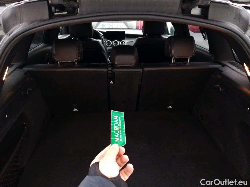  Mercedes  G-Klasee MERCEDES-BENZ Clase GLC / 2019 / 5P / todoterreno GLC 300 de 4MATIC #2