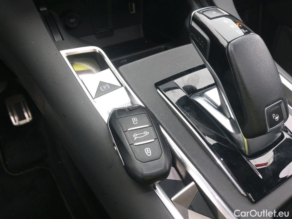  DS  DS7 DS DS 7 Crossback E-Tense / 2017 / 5P / todoterreno 1.6 E-Tense 300 Rivoli Auto 4WD #1