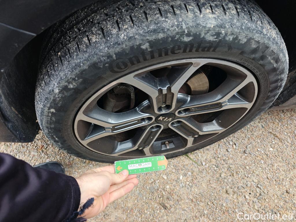  KIA  XCeed KIA  / 2019 / 5P / todoterreno 1.6 GDi PHEV 104kW (141CV) eTech #50