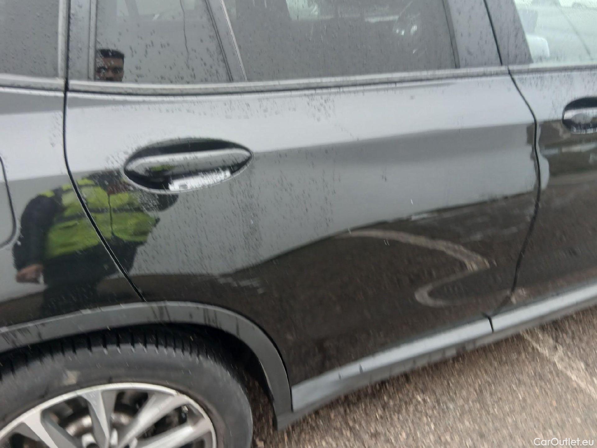  Bmw  X3 BMW  / 2017 / 5P / todoterreno xDrive20d (AC2) #37