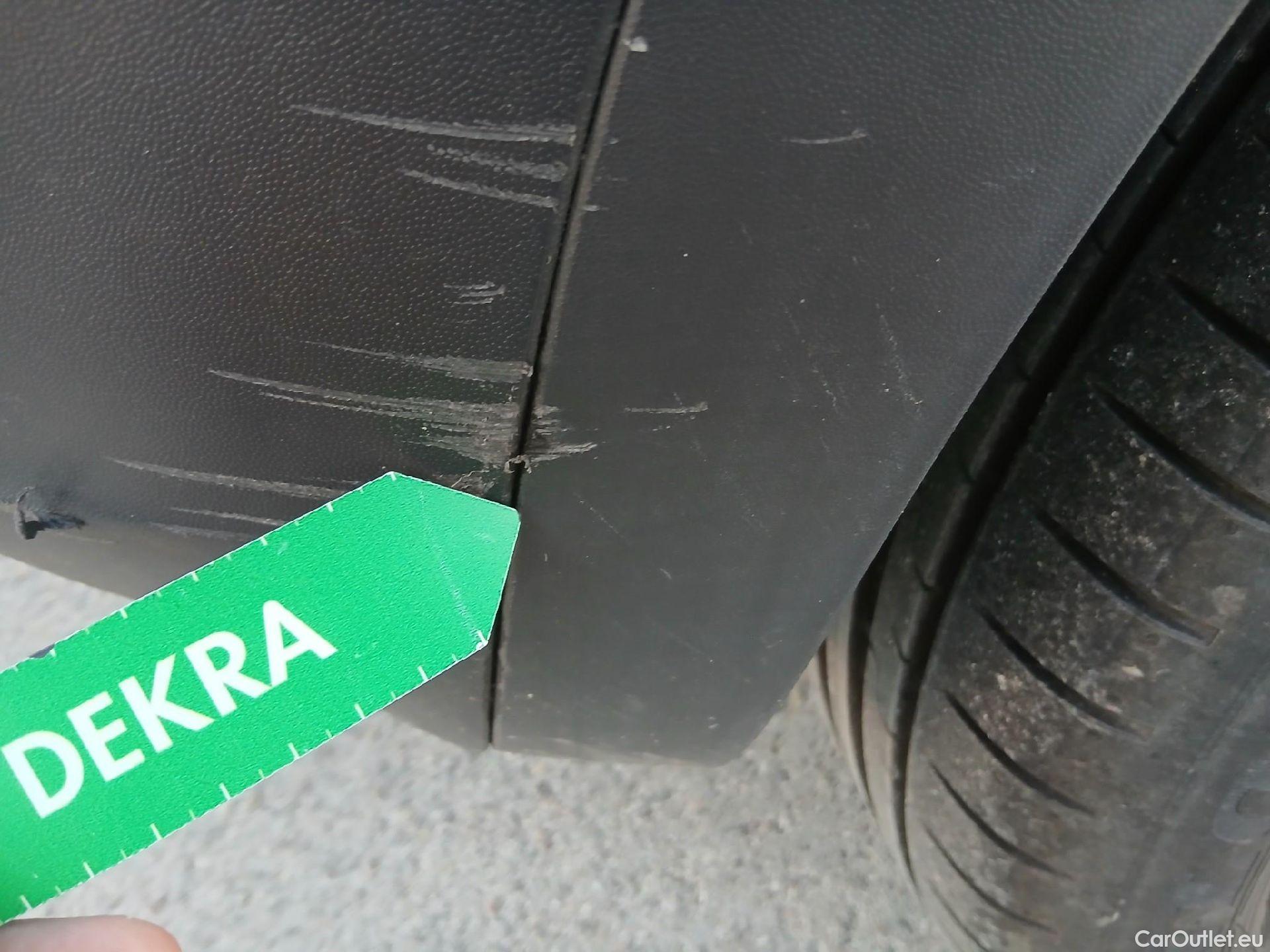  Volkswagen  T-CROSS VOLKSWAGEN  / 2018 / 5P / todoterreno Edition 1.0 TSI 70kW (95CV) #18