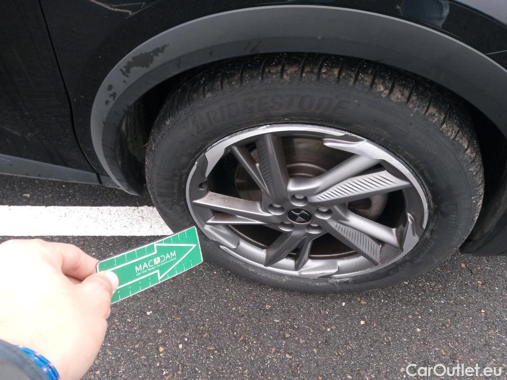  DS  DS7 DS DS 7 Crossback E-Tense / 2017 / 5P / todoterreno 1.6 E-Tense 300 Rivoli Auto 4WD #14