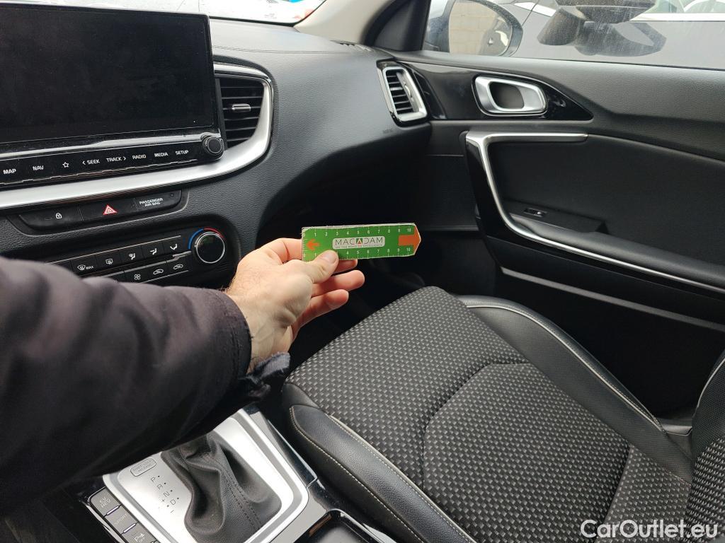  KIA  XCeed KIA  / 2019 / 5P / todoterreno 1.6 GDi PHEV 104kW (141CV) eTech #33