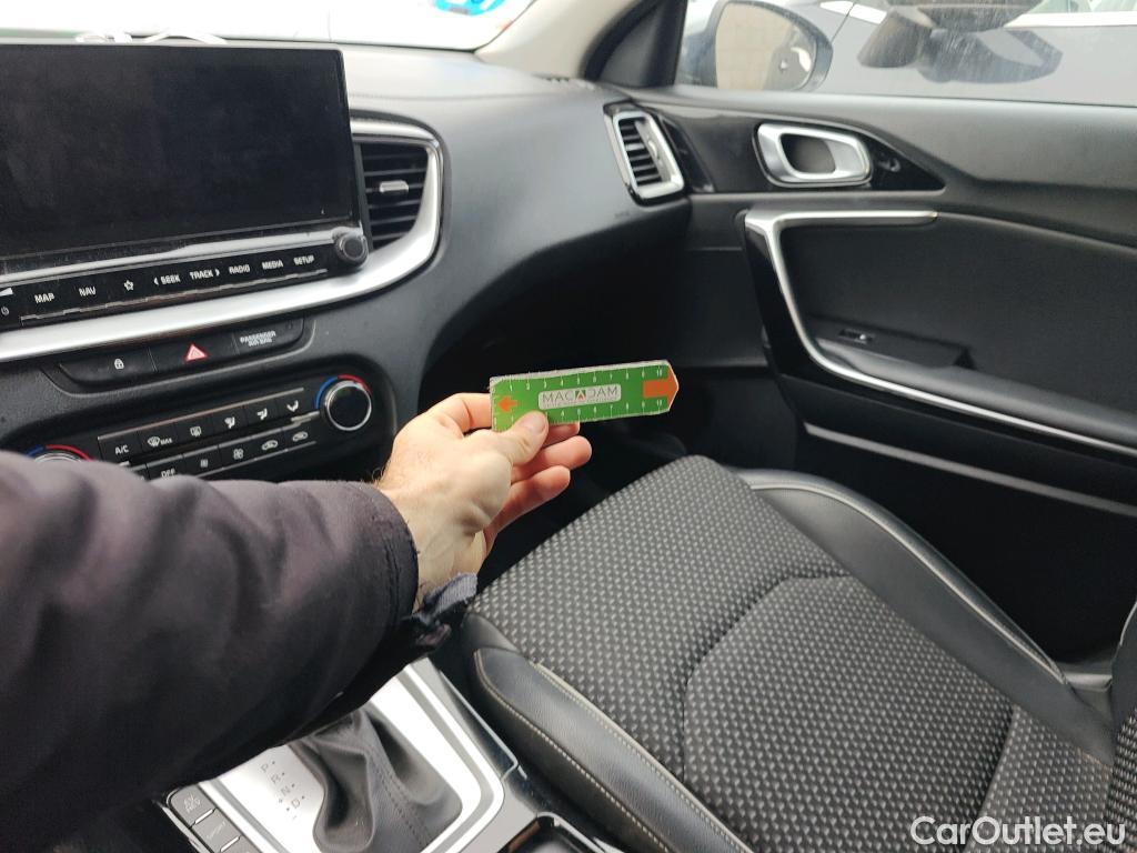  KIA  XCeed KIA  / 2019 / 5P / todoterreno 1.6 GDi PHEV 104kW (141CV) eTech #32