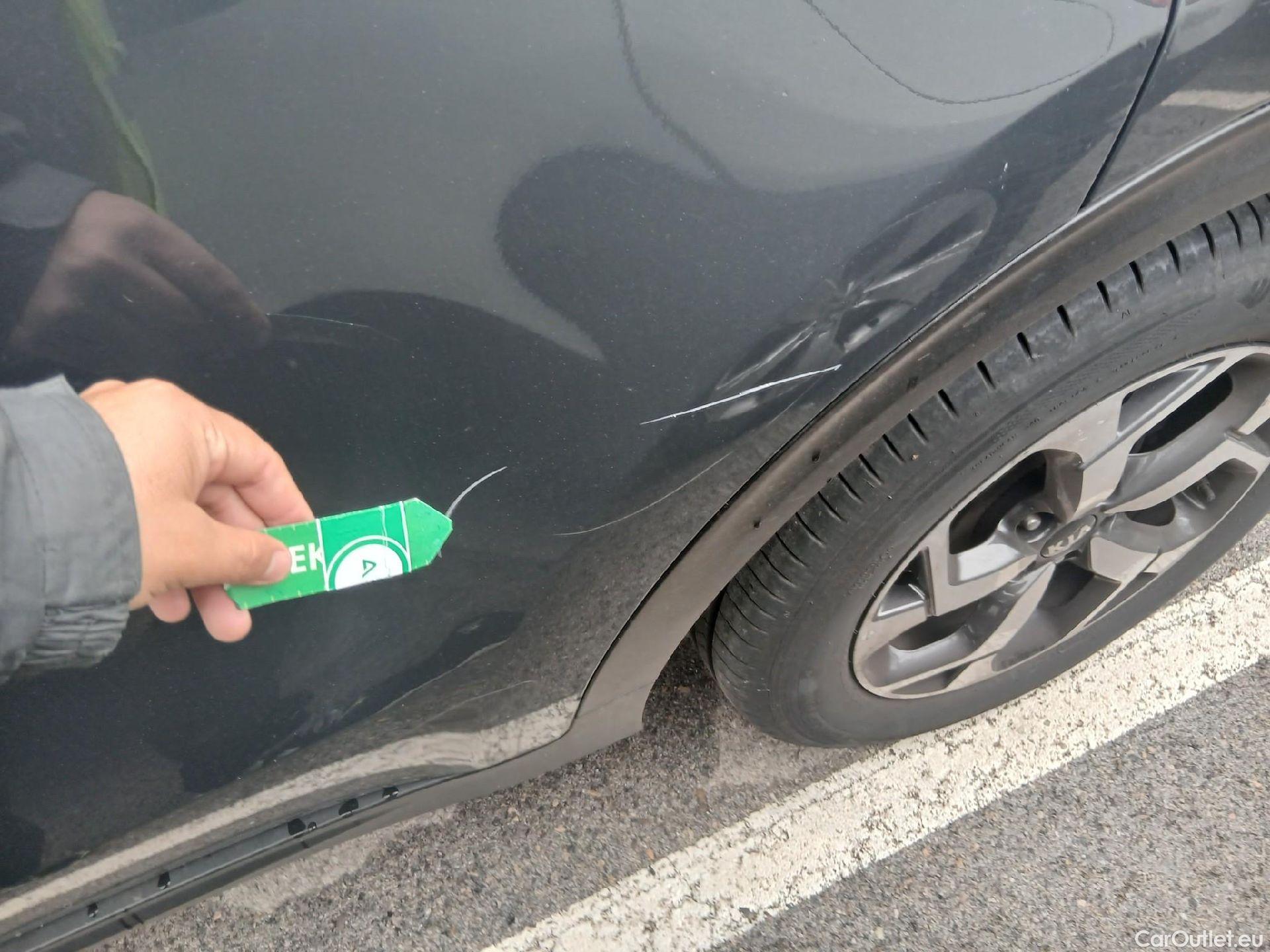  KIA  Sportage KIA  1.6MHEV Drive 100kW(136CV) 4x2(Crist Tintados)(CX) #14