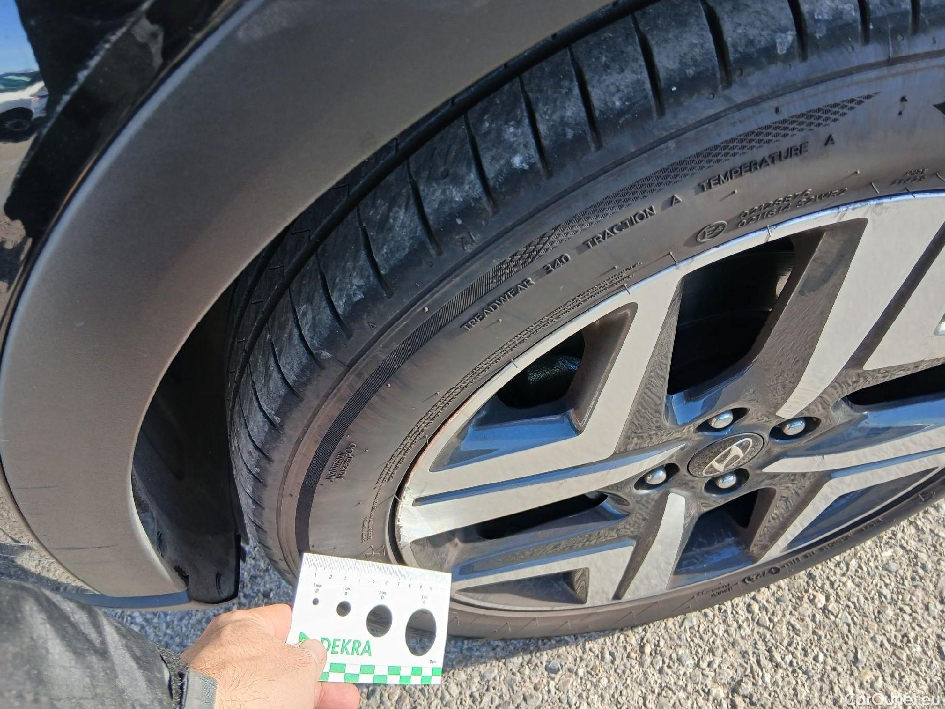  Hyundai  Bayon HYUNDAI  / 2021 / 5P / todoterreno 1.0 TGDI 74kW (100CV) 48V Tecno DCT #3